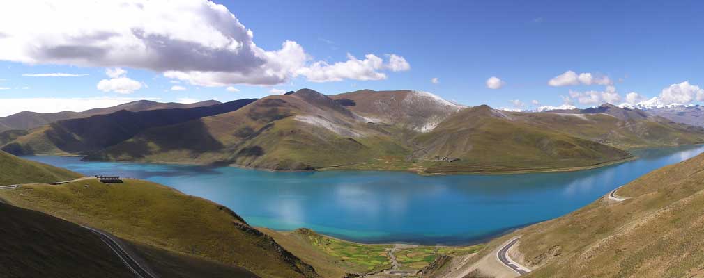 Yamdrok Lake